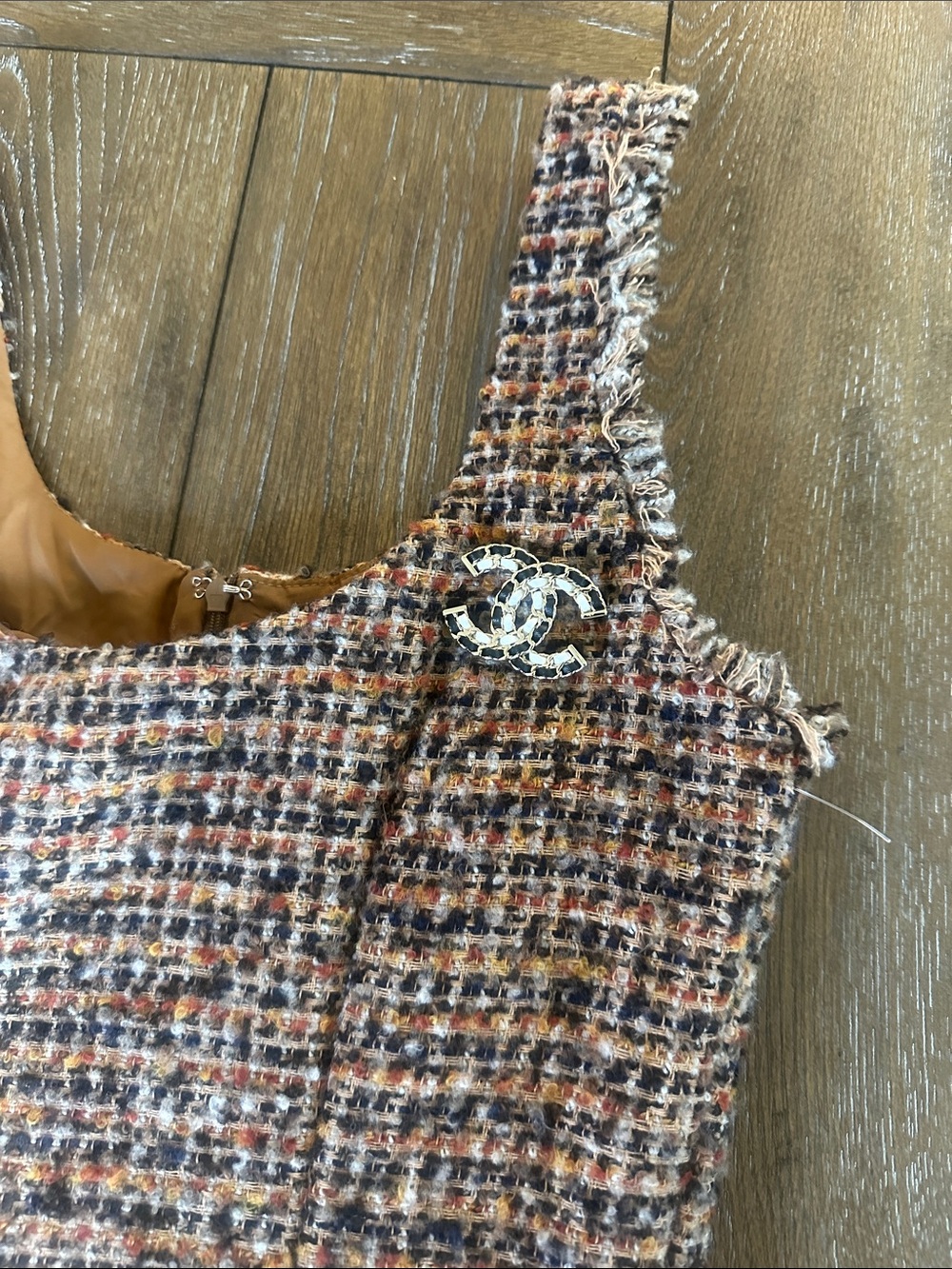 Stunning tweed dress size 6 - Picture 3 of 7